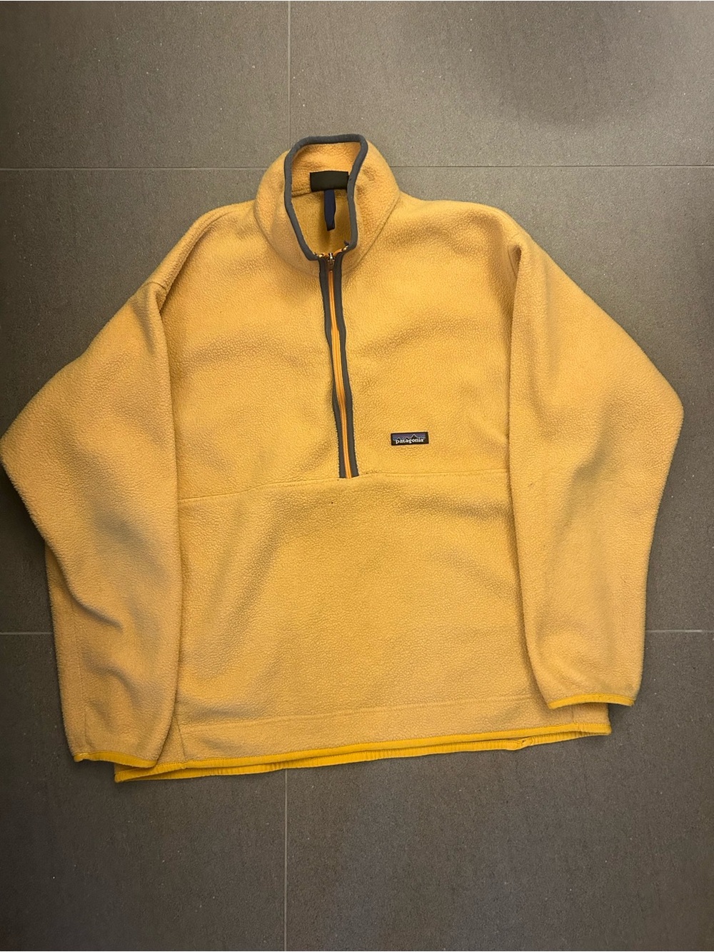Yellow Half-Zip kangaroo Fleece Pullover Sweater 90s 2000s Patagonia